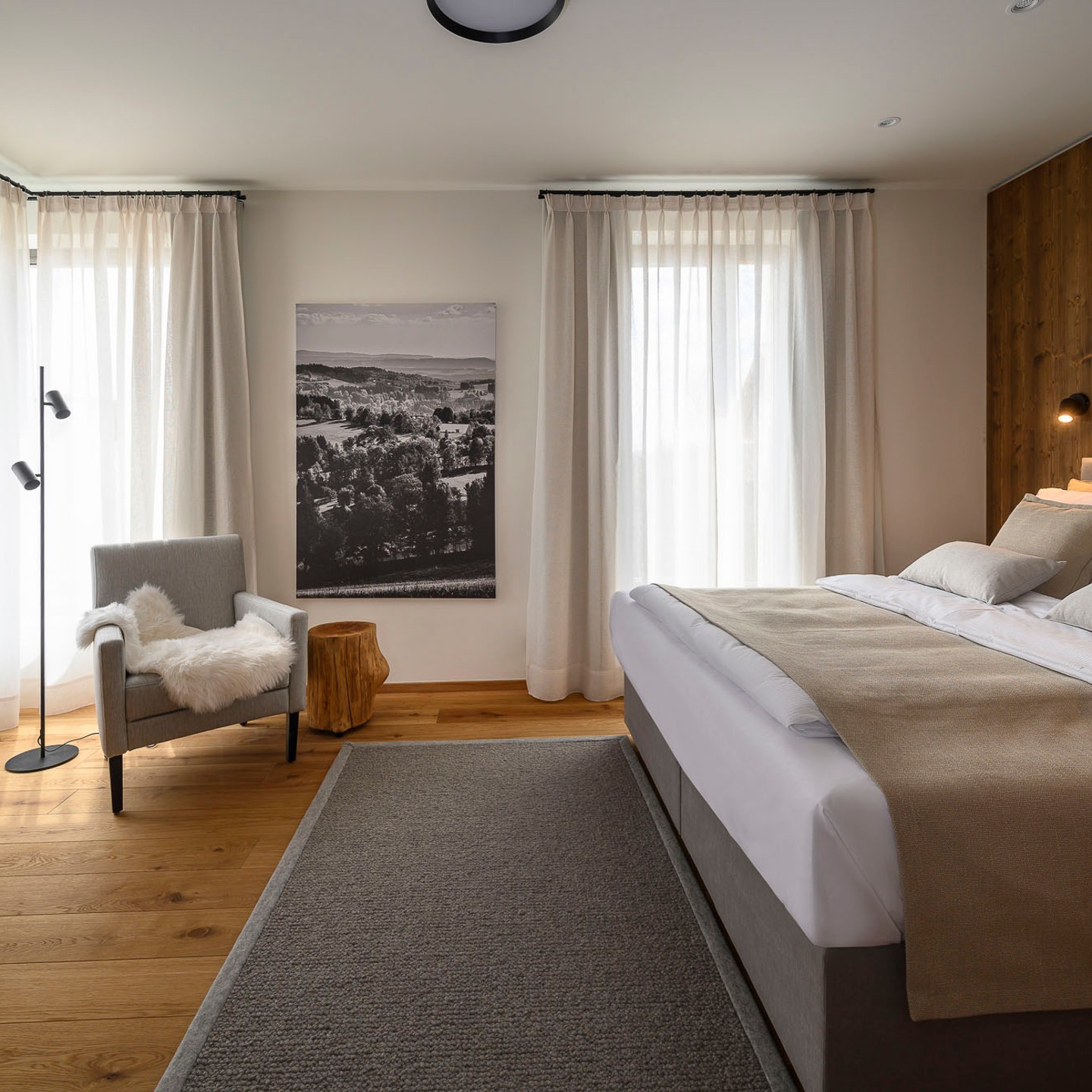 Bedroom side view.jpg