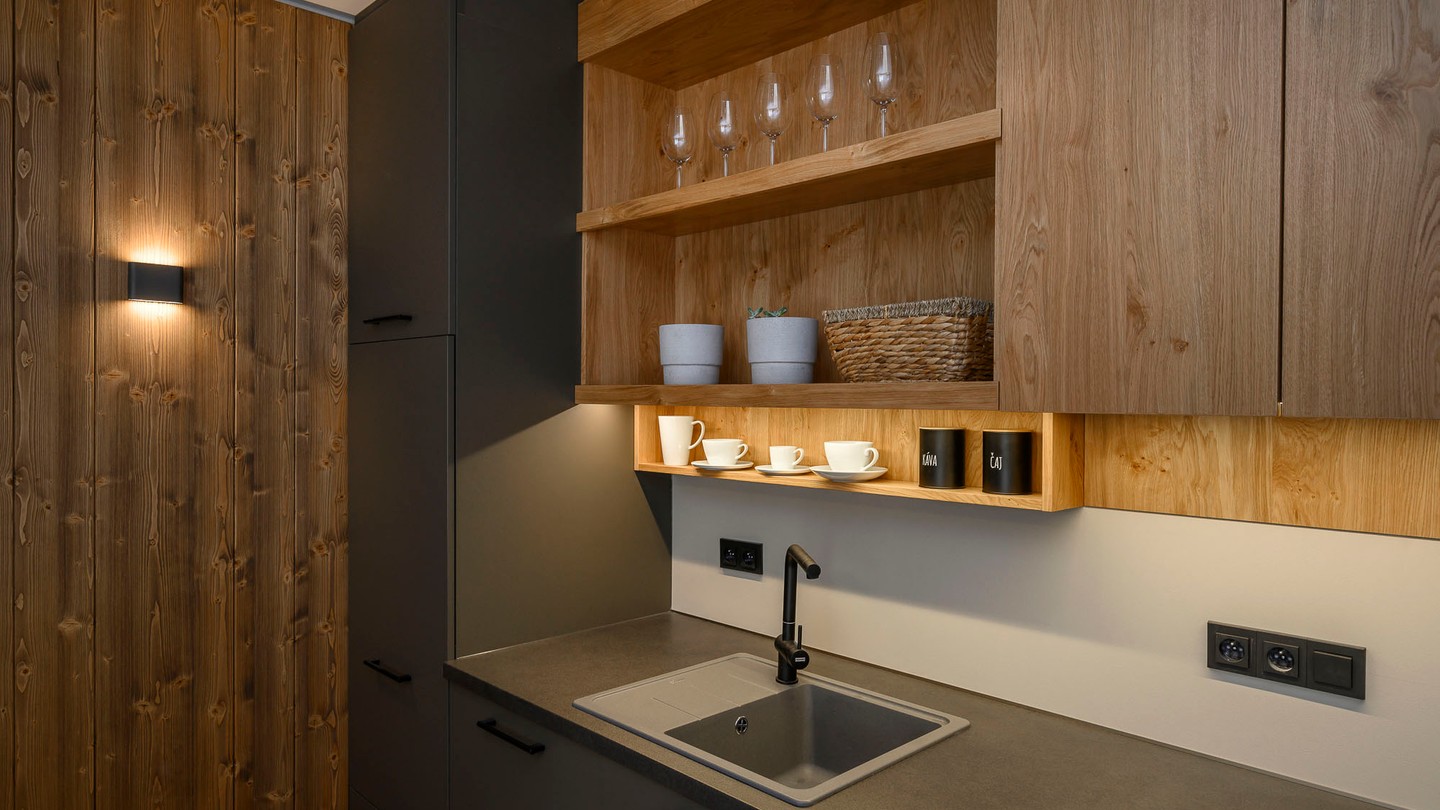 detail kitchen.jpg