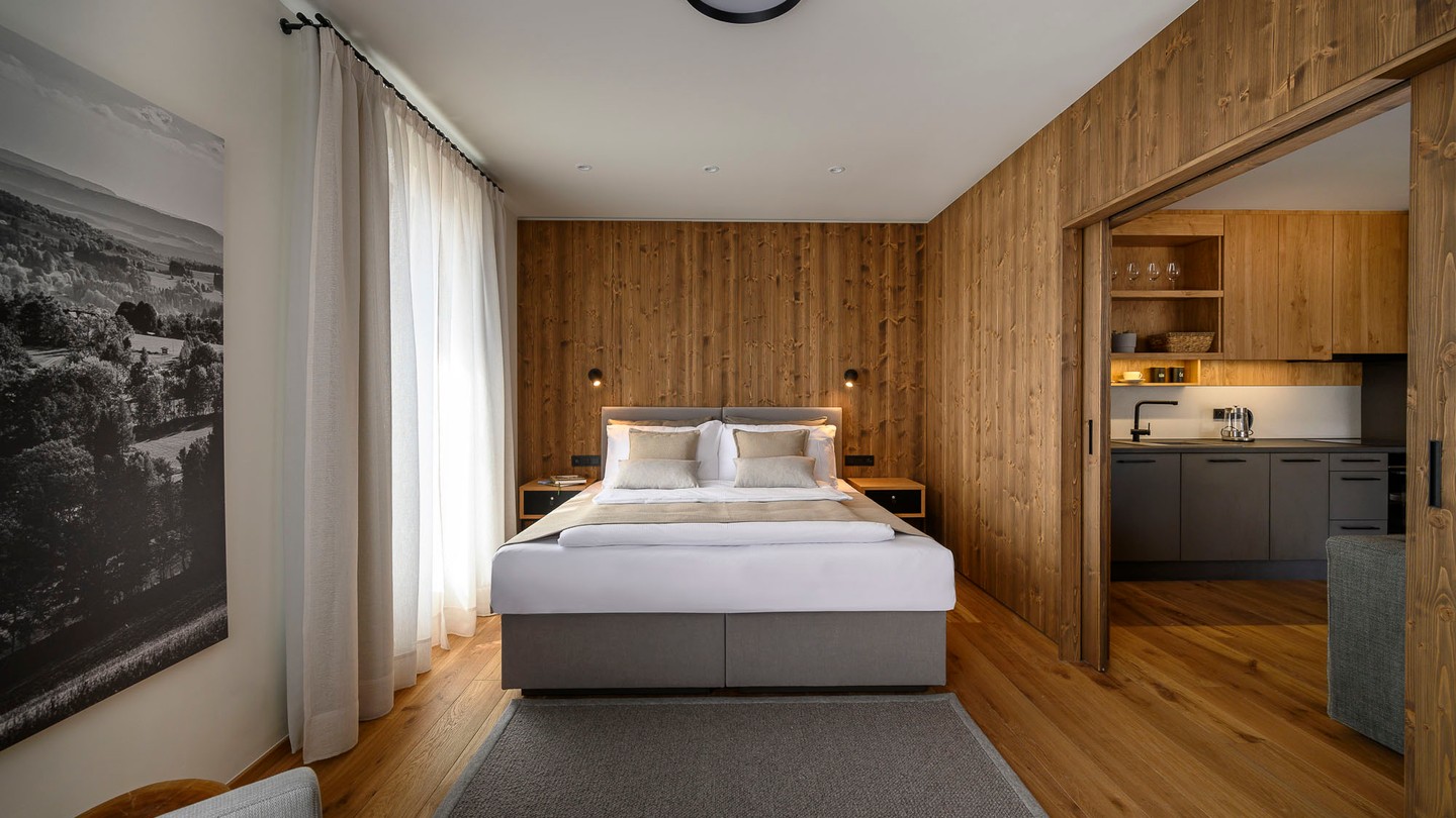 Bedroom front.jpg