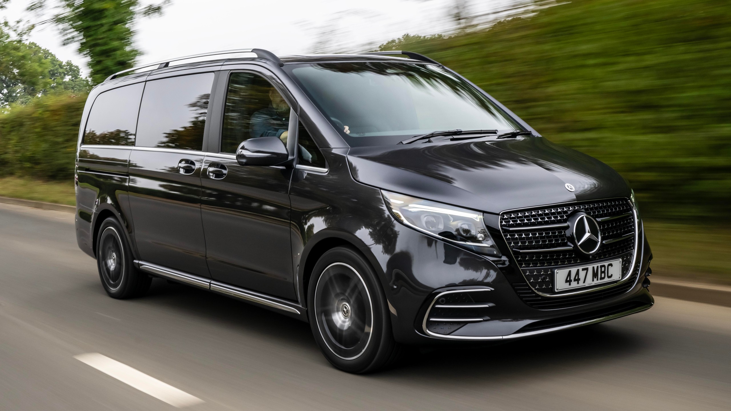Mercedes_VClass__0002.jpg